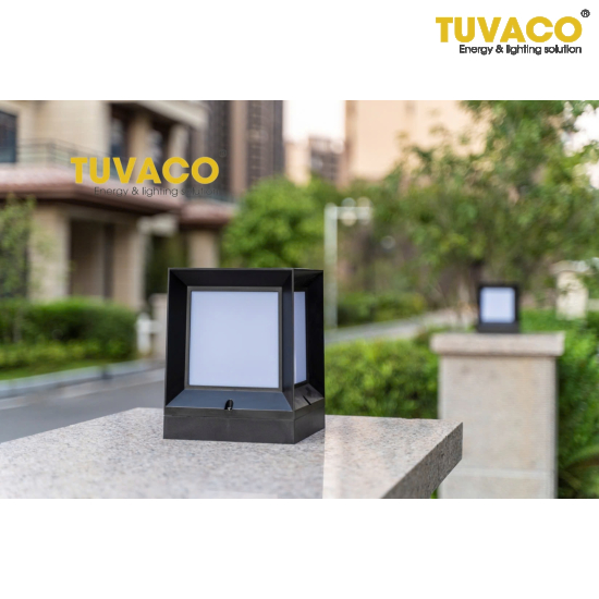 Đèn Hàng Rào Năng Lượng Mặt Trời 20x20cm