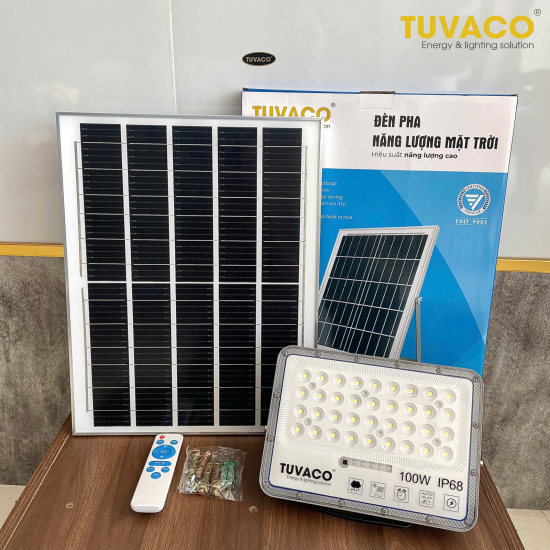 Đèn Pha Năng Lượng Mặt Trời TX 100w Tuvaco