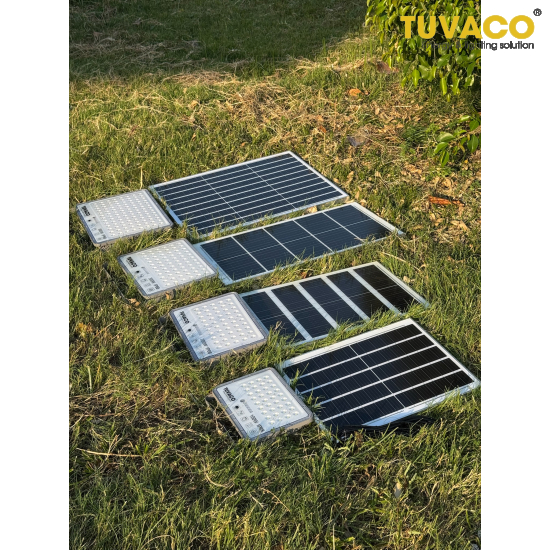 ĐÈN PHA NĂNG LƯỢNG MẶT TRỜI TX 200W TUVACO
