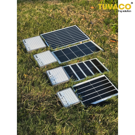ĐÈN PHA NĂNG LƯỢNG MẶT TRỜI TX 300W TUVACO