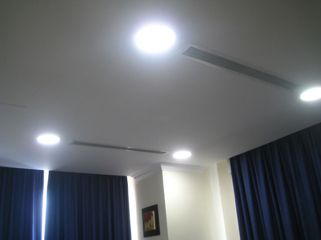 Kinh nghiệm chọn đèn âm trần Tuvaco cho nhà thuê, chung cư mini