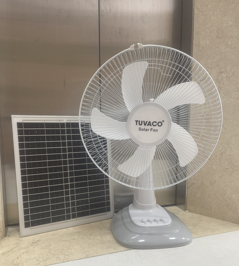 Quạt năng lượng mặt trời TUVACO