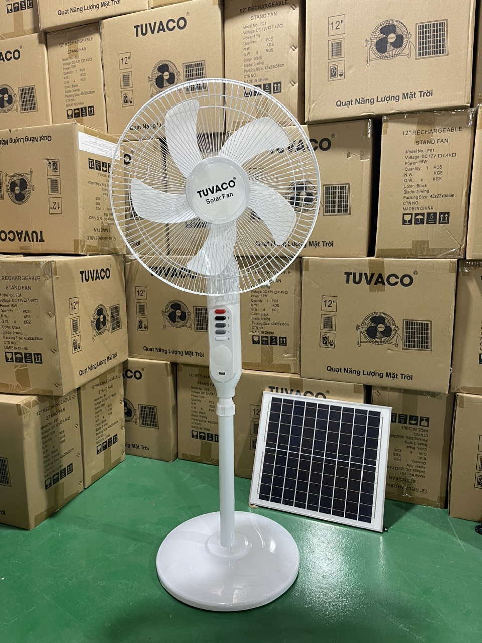có nên mua quạt năng lượng mặt trời