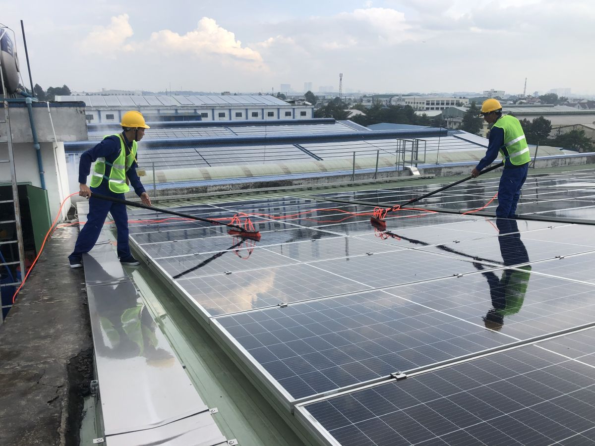 bảo dưỡng năng lượng mặt trời