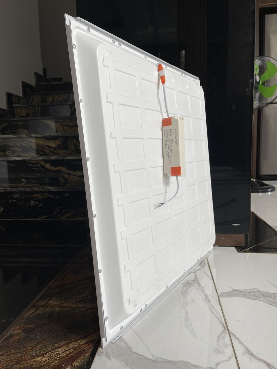 đèn led âm trần thạch cao 600x600